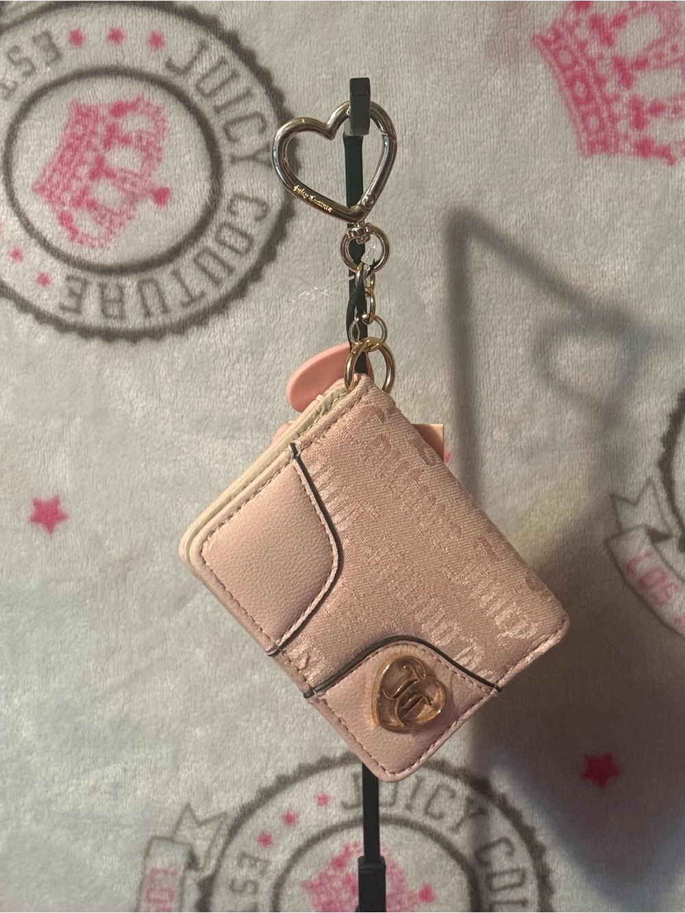 Juicy Couture Blush Pink Heart Charm Key & Card Holder